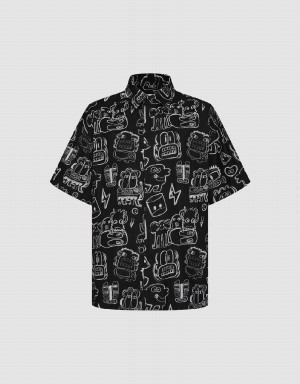 Black Men's Urban Revivo Graffiti Printed Oversized Shirts | ZVK739LY