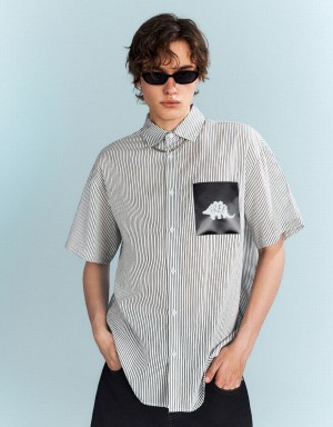 Black Men's Urban Revivo Striped Oversized Shirts | ODA6582KV