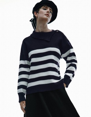 Blue Women's Urban Revivo Striped Knitted Cardigan | UXW2514NZ