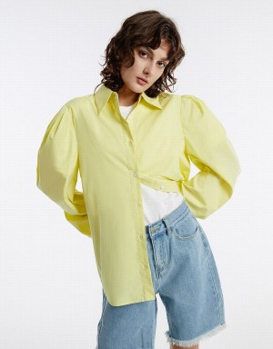 Green Women's Urban Revivo Puff Sleeve Shirts | YLS7473FA