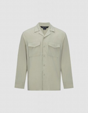 Khaki Men's Urban Revivo Button Up Straight Shirts | MVU2957MN