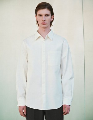 White Men's Urban Revivo Button Up Straight Shirts | WKR3572RI