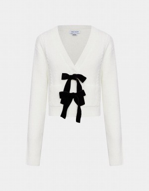 White Women's Urban Revivo Bow Tie Decor V-Neck Knitted Cardigan | ABI2850PT