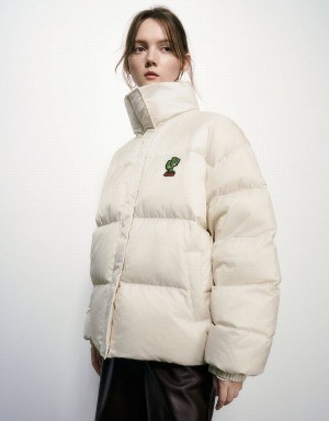 White Women's Urban Revivo Cactus Embossed Stand Collar Puffer Jacket | WPO2974XB