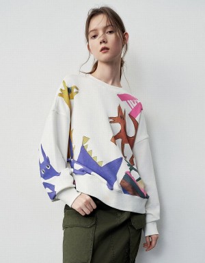 White Women's Urban Revivo Printed Crew Neck Loose Sweatshirts | MXI6472ZP