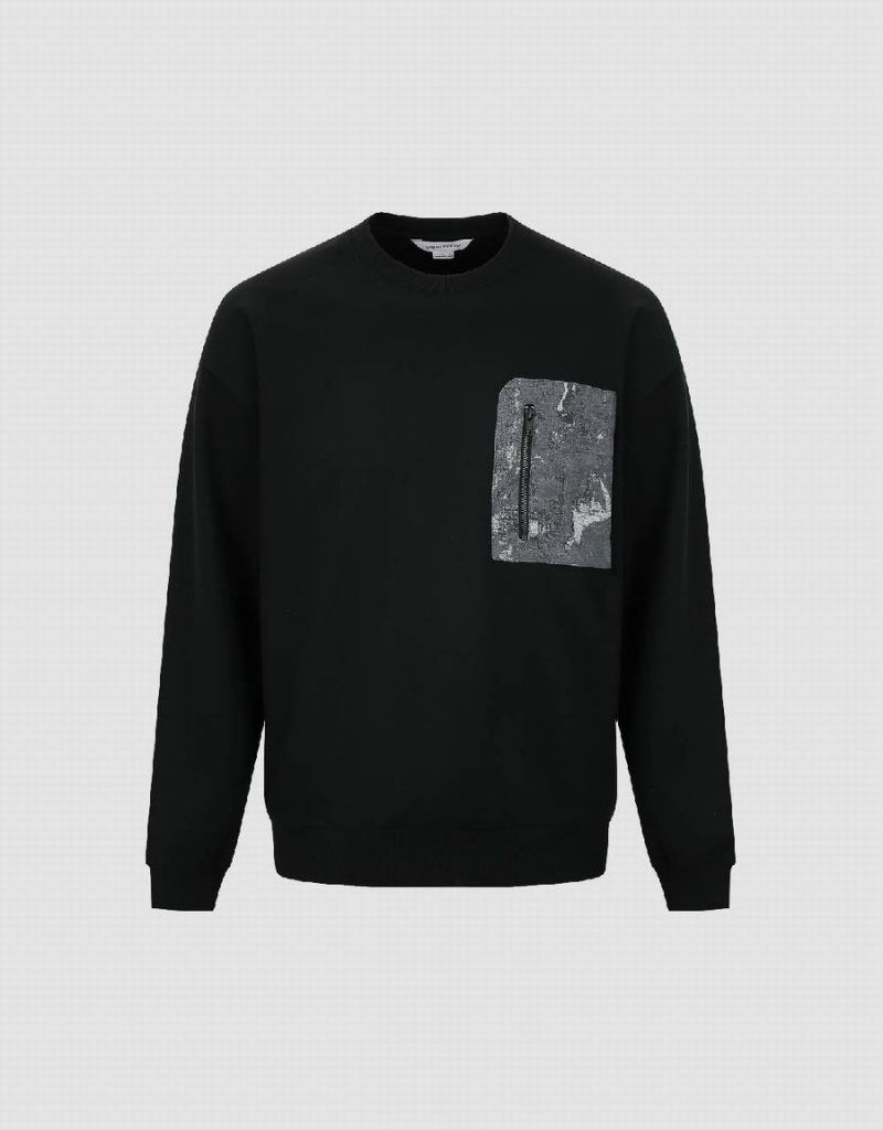 Black Men's Urban Revivo Crew Neck With Zipped Pocket Sweatshirts | RZM9595DJ