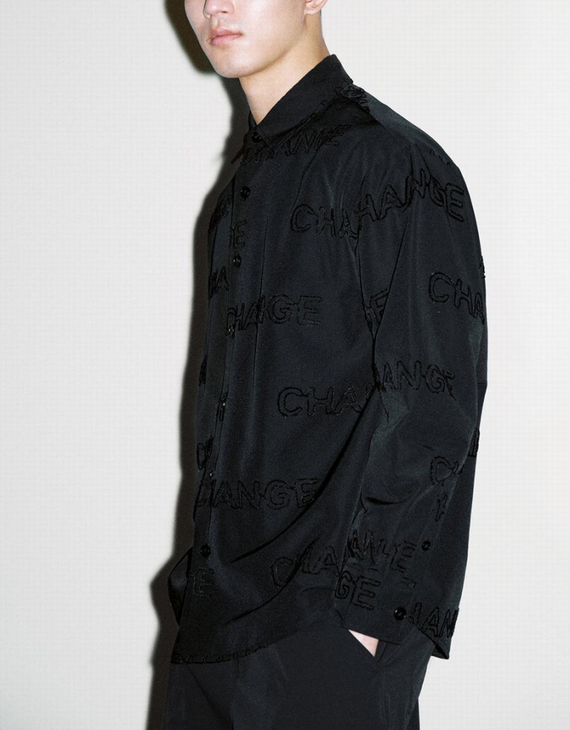 Black Men's Urban Revivo Letter Printed Button Up Oversized Shirts | ZVL8843ON