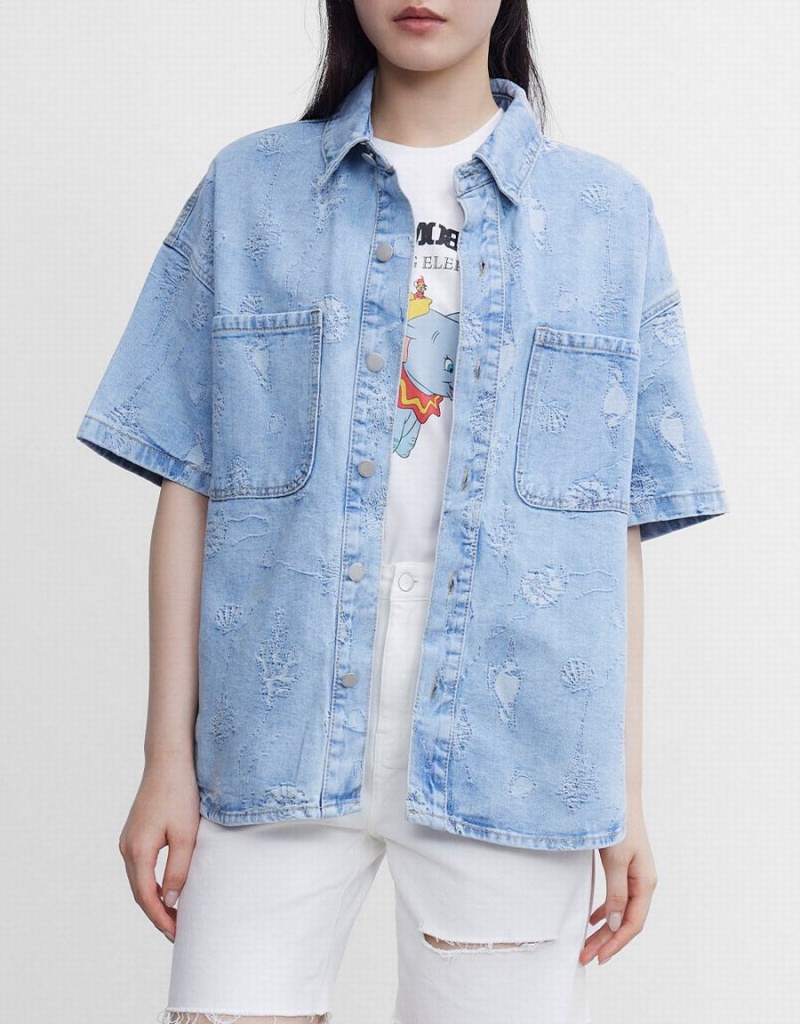 Blue Women's Urban Revivo Seashell Patched Pocket Denim Shirts | XTA847MQ