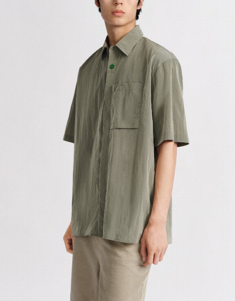 Green Men's Urban Revivo Button Up Straight Shirts | AWE9452KK