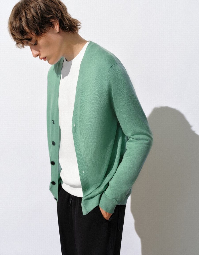 Green Men's Urban Revivo Straight Knitted Cardigan | IIG6356MA