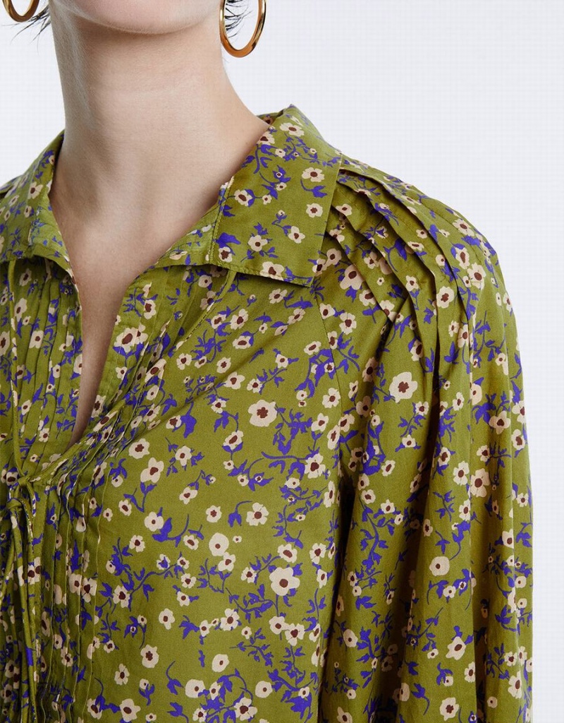 Green Women's Urban Revivo Floral Tie Front Blouse | GZD9446GA