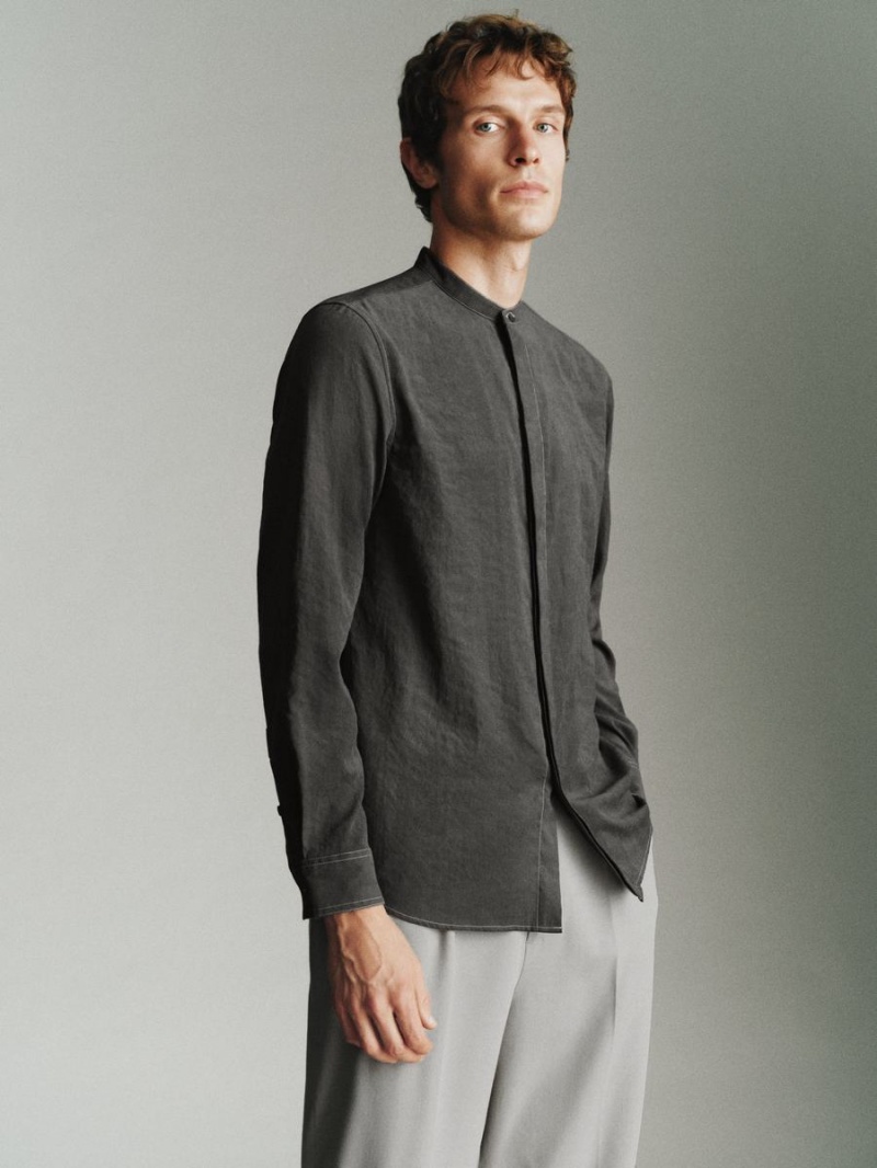 Grey Men's Urban Revivo Crew Neck Straight Shirts | QZT2949DE