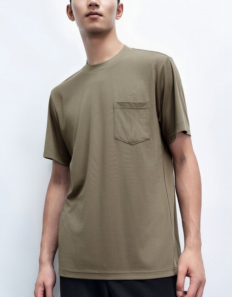 Khaki Men's Urban Revivo Crew Neck Loose T Shirts | IIE712ZR