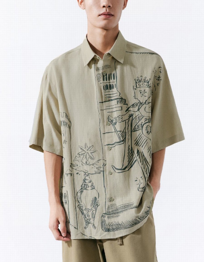 Khaki Men's Urban Revivo Leisure Shirts | VWT1856OL