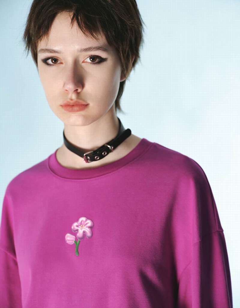 Purple Women's Urban Revivo Flower Embossed Crew Neck Loose T Shirts | RUE7991FZ