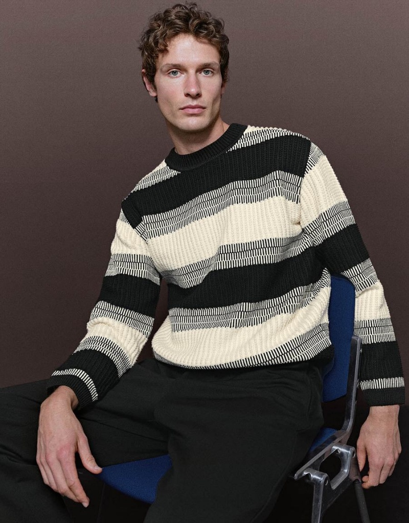 White Black Grey Men's Urban Revivo Crew Neck Striped Knitted Cardigan | YFF1049ED