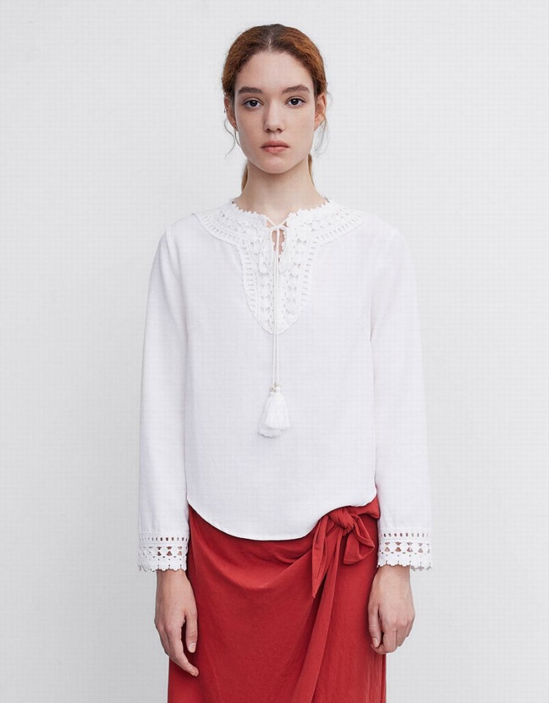 White Women\'s Urban Revivo Embroidered Blouse | PWQ2178PO