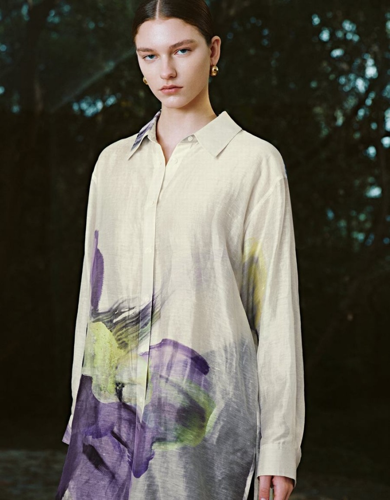 White Women's Urban Revivo Textured Printed Straight Shirts | KDG2565SR