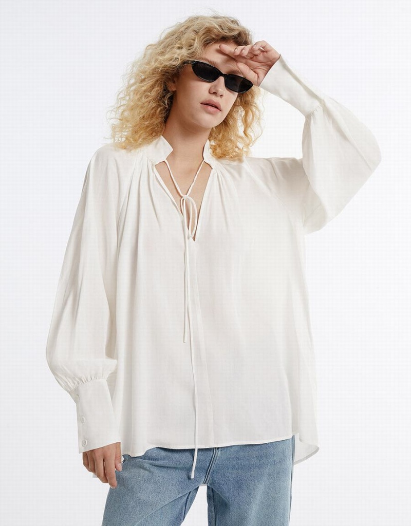 White Women\'s Urban Revivo Tie Front Blouse | NUL8452UX